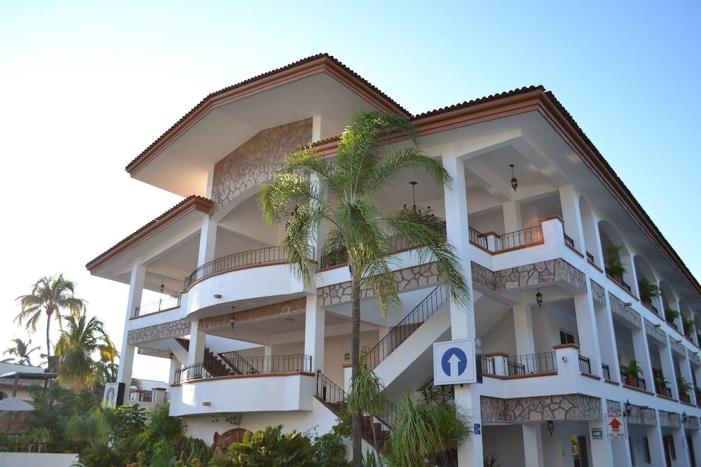 Maria Isabel Colima Hotel Exterior photo