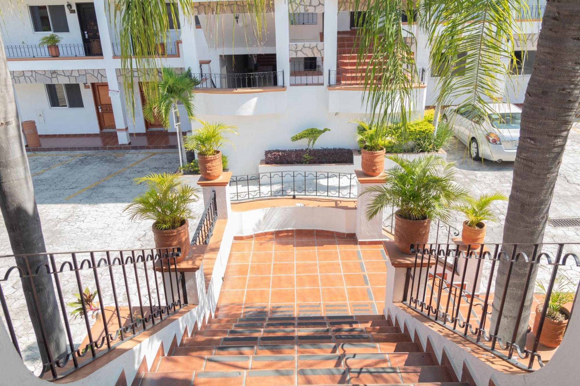 Maria Isabel Colima Hotel Exterior photo