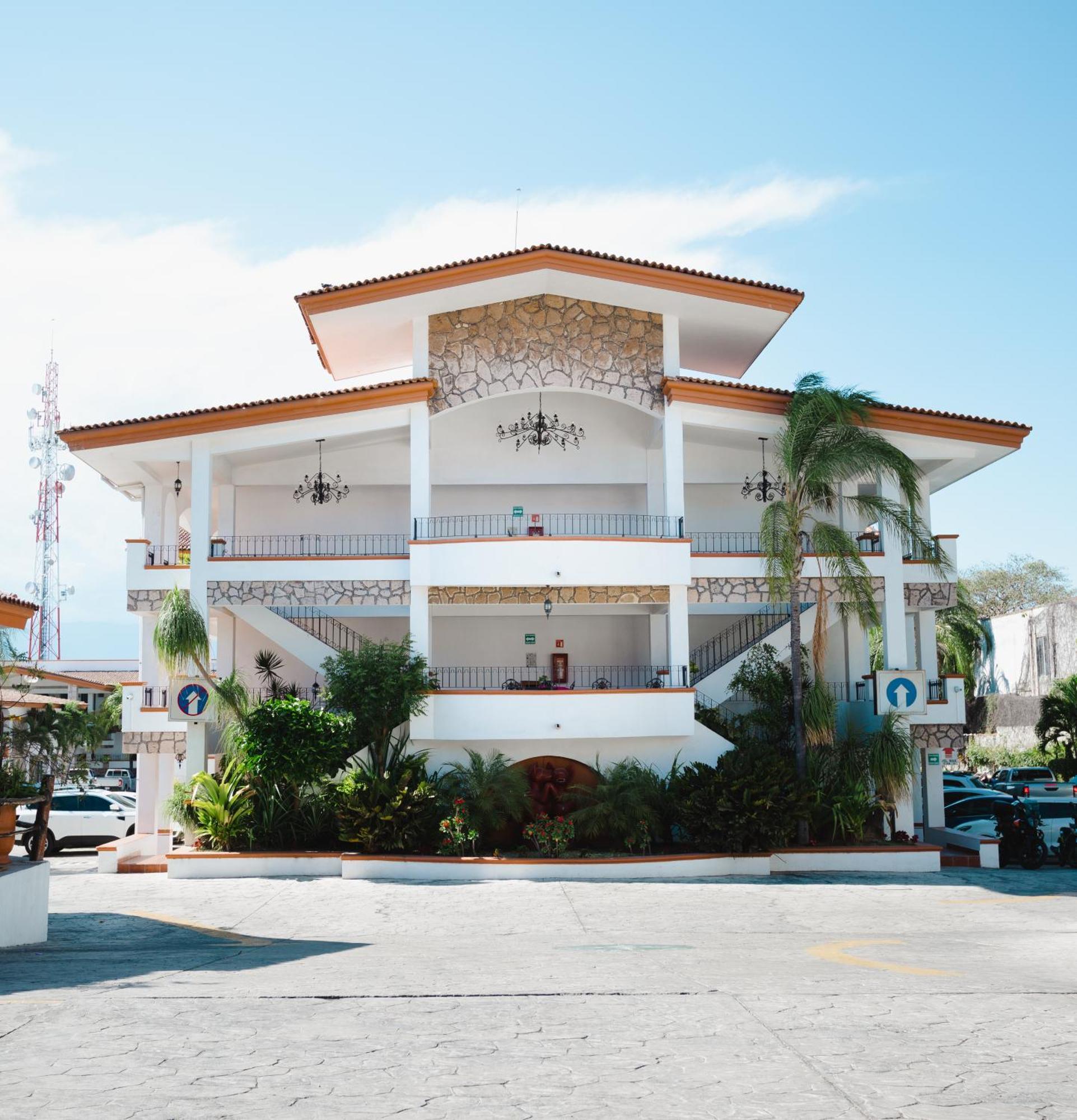Maria Isabel Colima Hotel Exterior photo