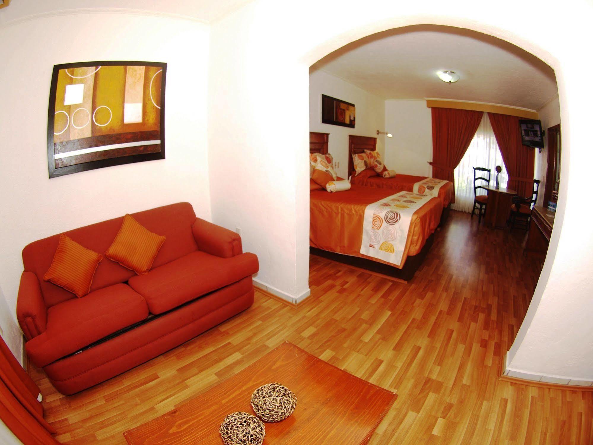 Maria Isabel Colima Hotel Exterior photo