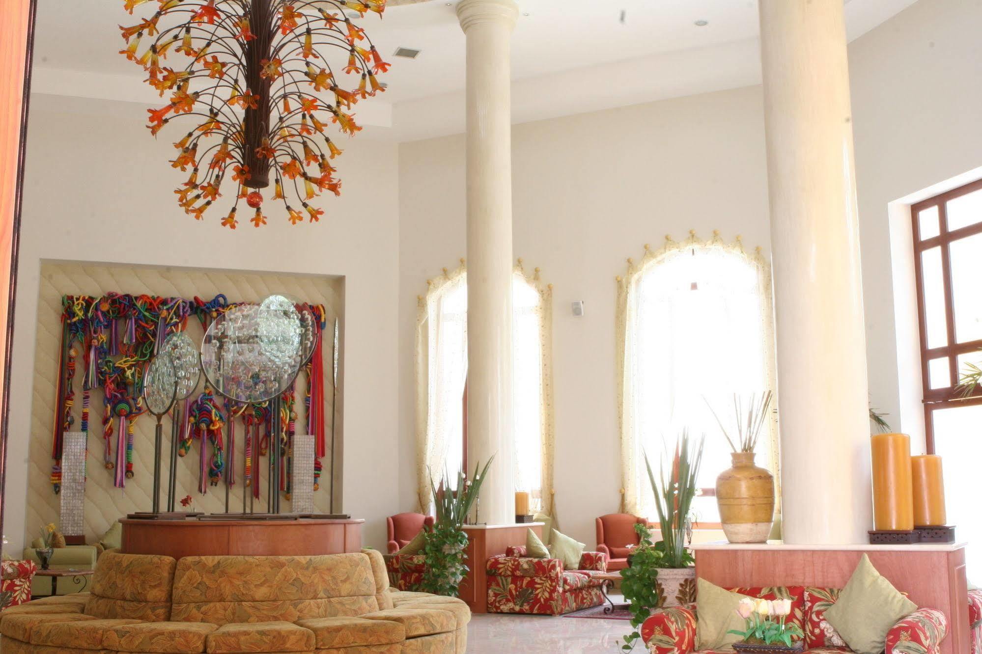 Maria Isabel Colima Hotel Exterior photo