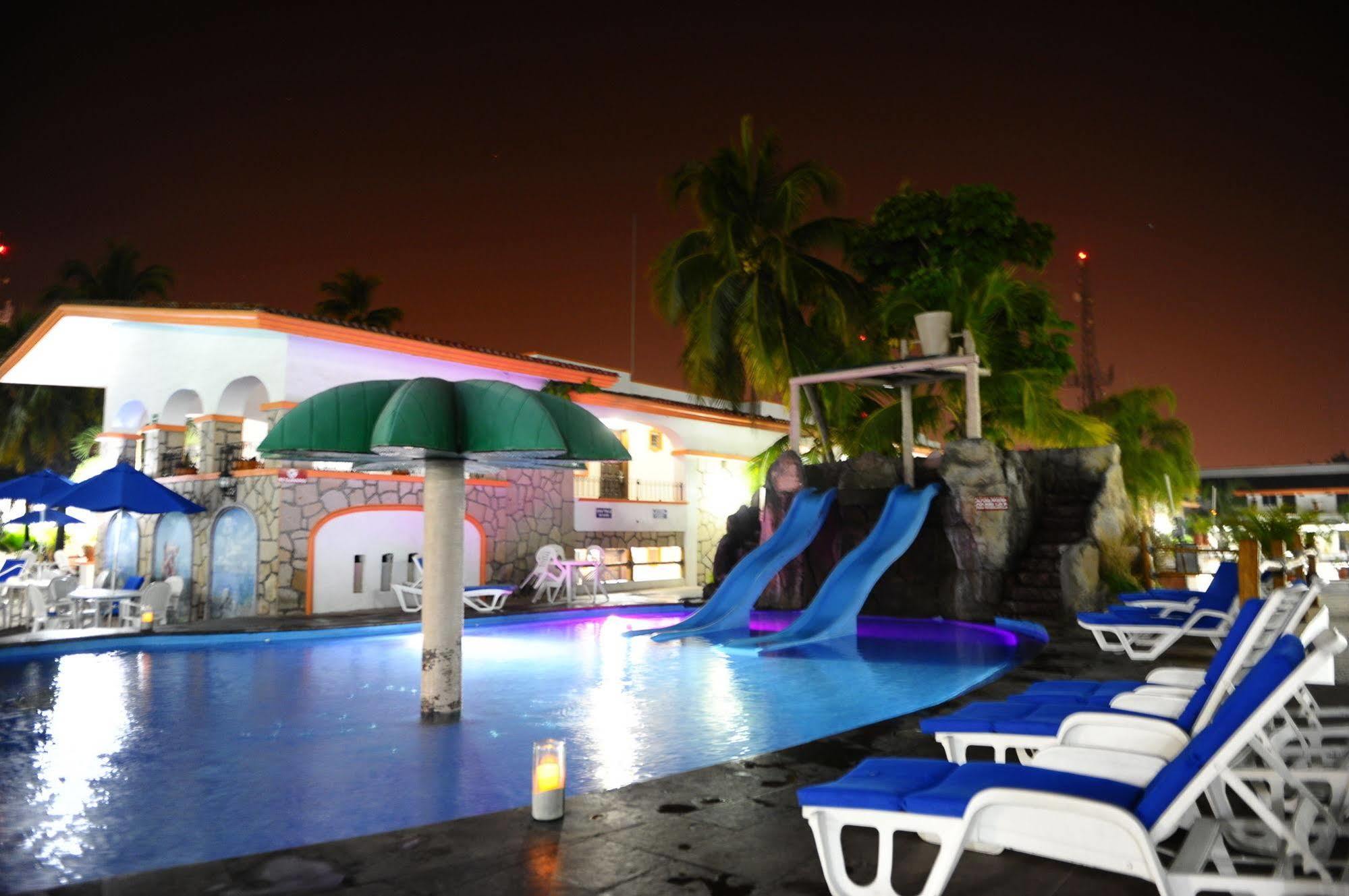 Maria Isabel Colima Hotel Exterior photo